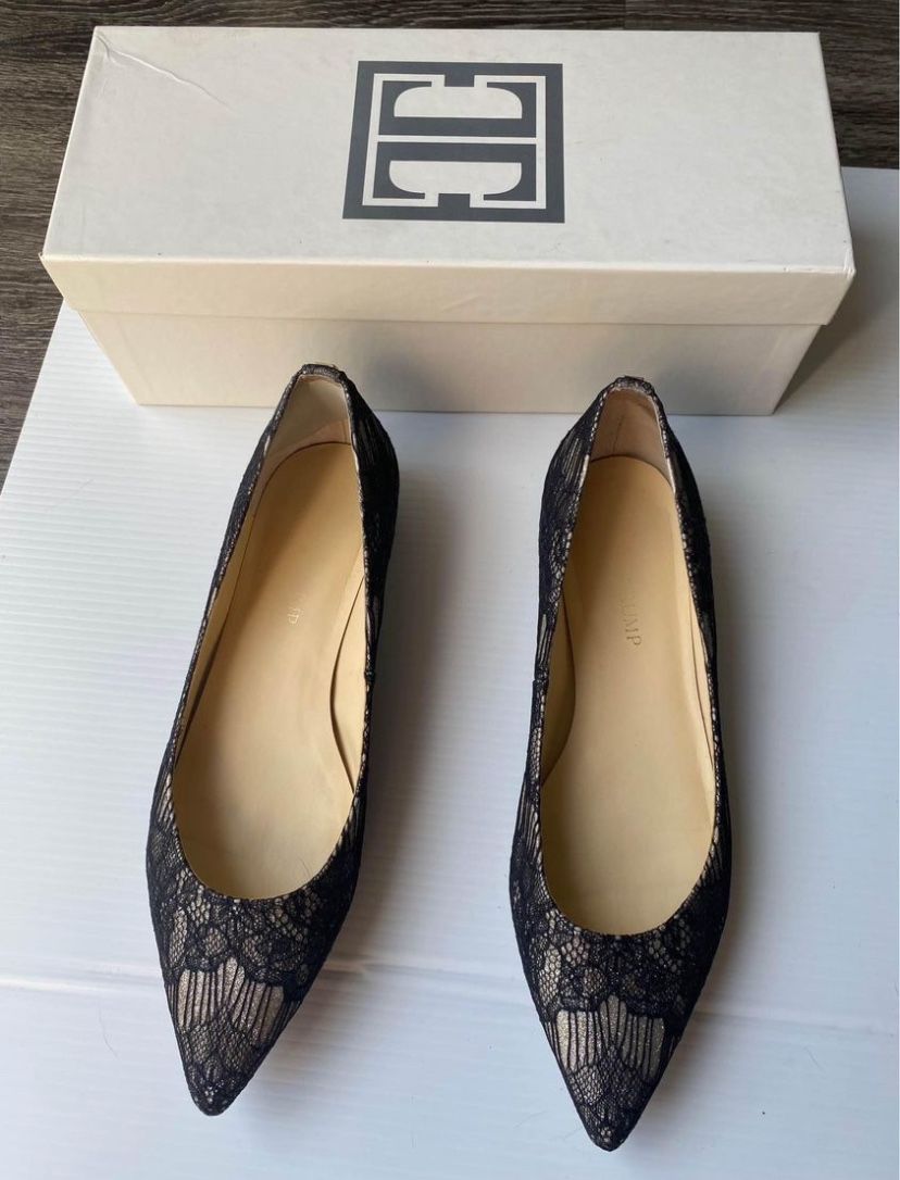Ivanka Trump Black/Gold/Sparkly Tizzy Flats, 7.5