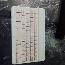 Wireless Bluetooth keyboard