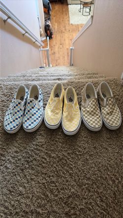 3 pairs of Vans