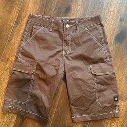 True religion brown cargo shorts size 32