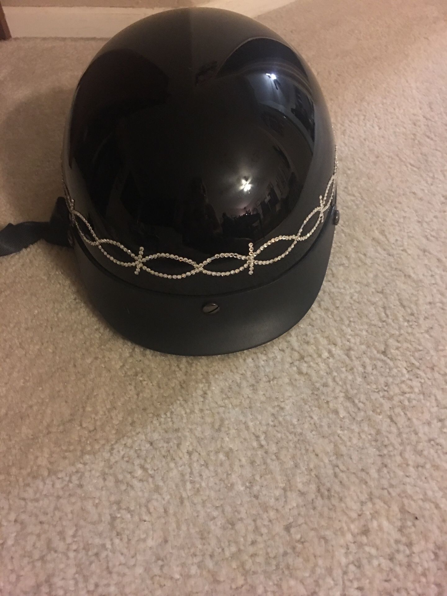 Women’s bling motorcycle helmet DOT size medium