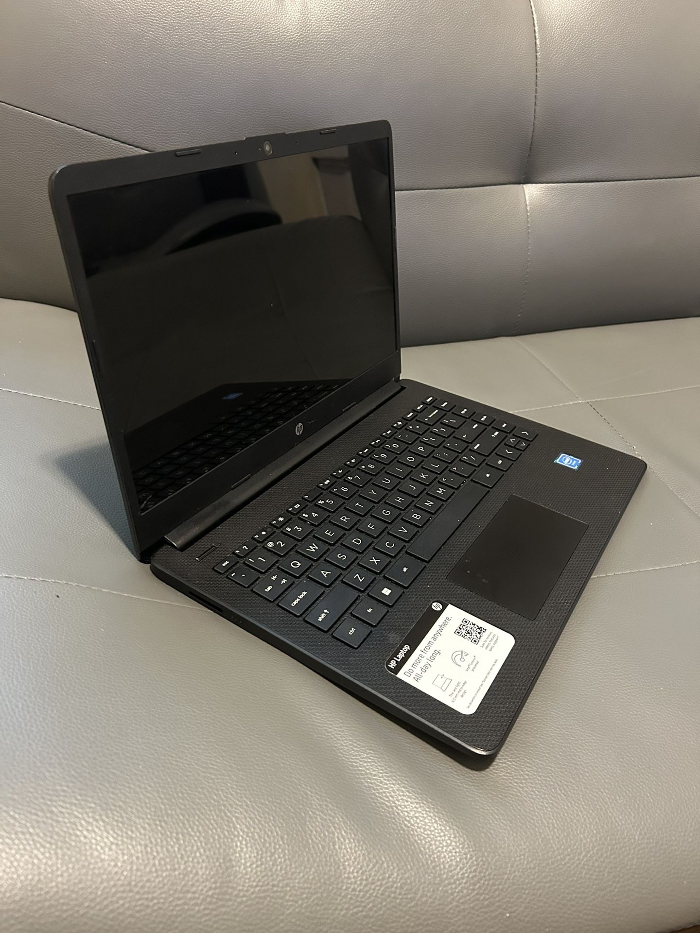 HP LAPTOP 