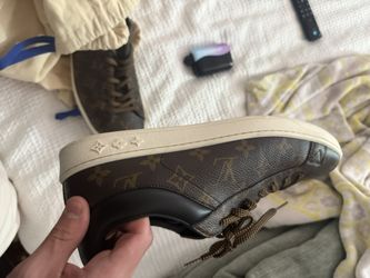 Louis Vuitton Authentic Shoes 10.5-11