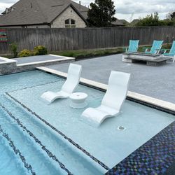 Pool Lounge Chairs Side Table