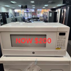 Ge Coutner Top Microwave 1.1 Cu. Ft. 