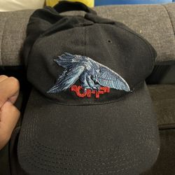 Off White  Eagle Cap