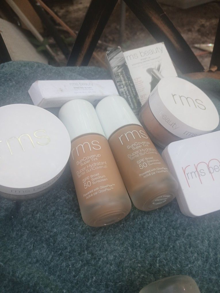 RMS beauty makeup