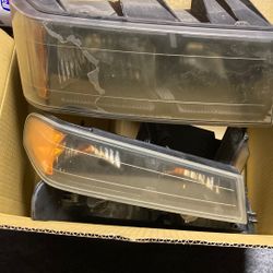 2006 Chevy Colorado Headlight And Blinker Left And Right