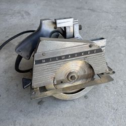 Milwaukee 6 1/2 Saw