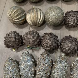 Large Ornaments Xmas Christmas