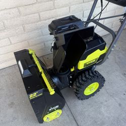 40V HP Brushless 22 in. 2-Stage Cordless Self-Propelled Snow Blower (2) 8 Ah Batteries, & Charger