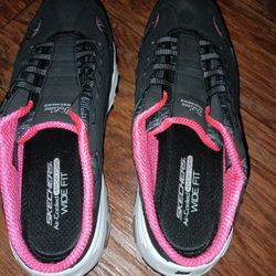 Women's Sketchers Shoes 