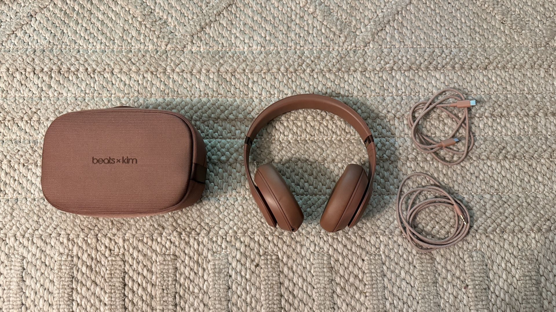 Beats Studio Pro x Kim Kardashian