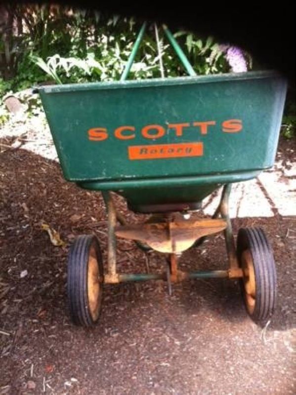 Antique Scotts rotary spreader for Sale in Seattle, WA OfferUp