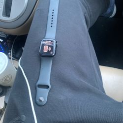 Apple Watch Series 8