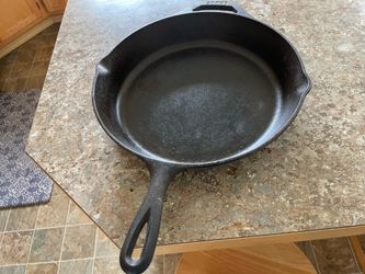 12 inch cast iron skillet