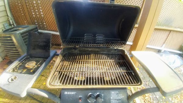 Charbriol gas grill for Sale in Frederick, MD - OfferUp