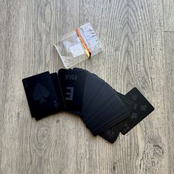 Cartamundi Black Playing Cards