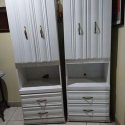 Dos prácticos muebles para ropa y zapatos buenas condiciones