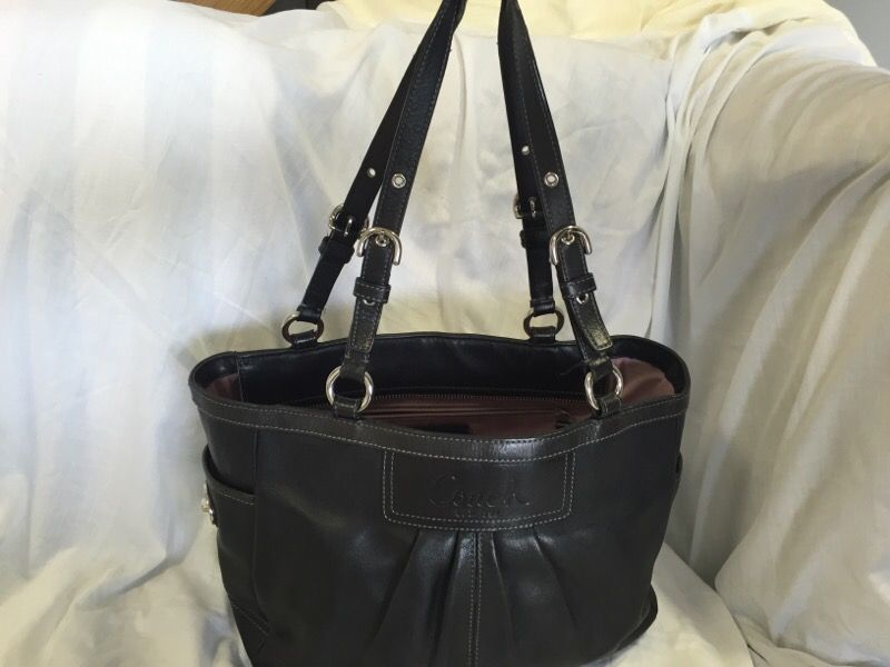 Coach Leather Purse / Handbag ... Genuine from Coach Store!