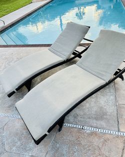 Berkley jensen wicker chaise deals