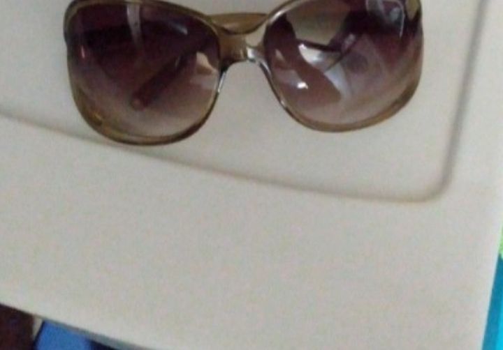 Banana Republic Sunglasses $39 Firm