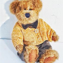 Boyds Bear Plush Teddy Bear With Black Bow Tie 1999 8" X 5"