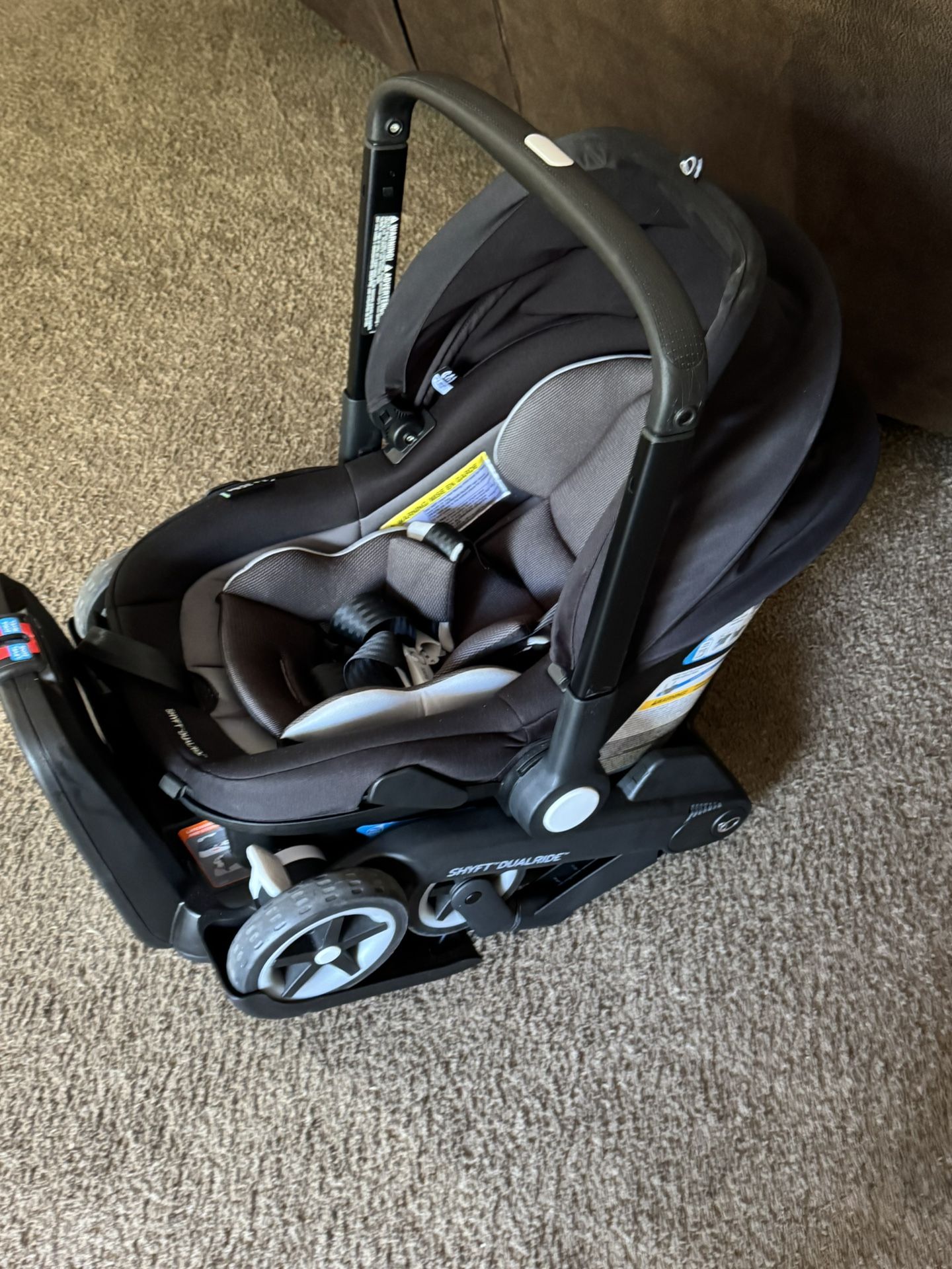 Evenflo Shyft Dual ride Car seat/stroller