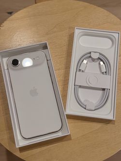 Apple iPhone Air 512GB - Unlocked