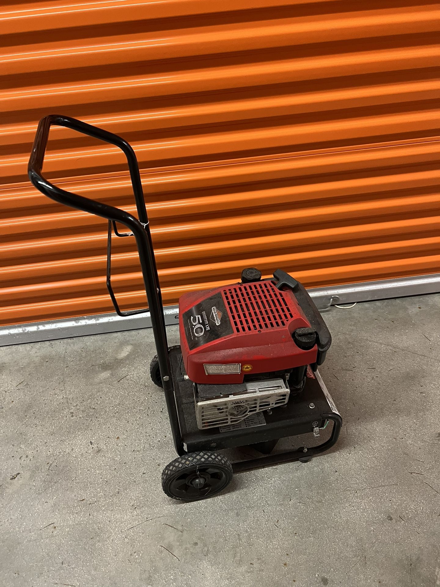 Coleman Powermate 2500 Generator