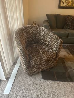 Chair Swivel Club chair