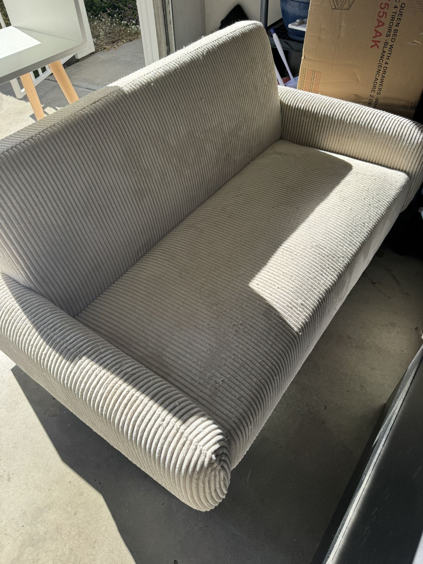Couch for Sale in Modesto, CA - OfferUp