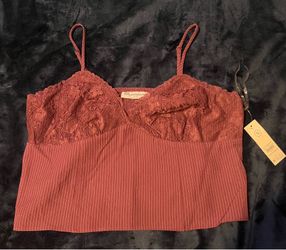 No boundaries crop top