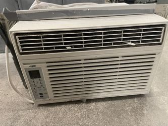 8,000 Btu/h Air Conditioner
