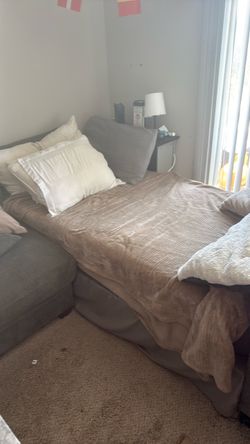 Bedframe for sale