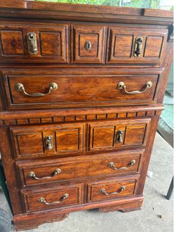 Dresser
