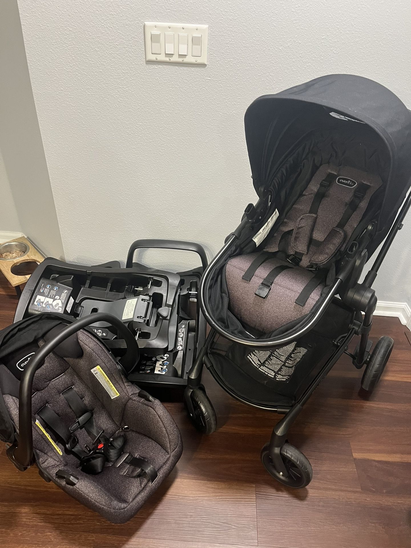 Evenflo Pivot Modular Travel System with LiteMax Infant Car Seat, Casual Grey