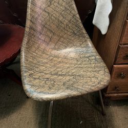 Mid Century Swivel Chair