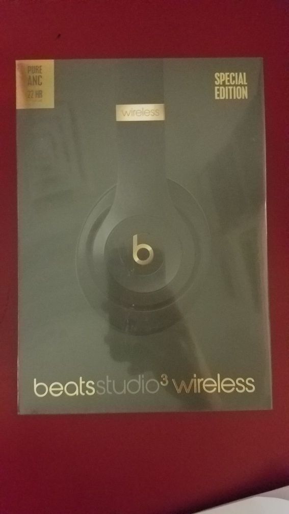 Beats Studio 3 Wireless Headphones Price Negotiable