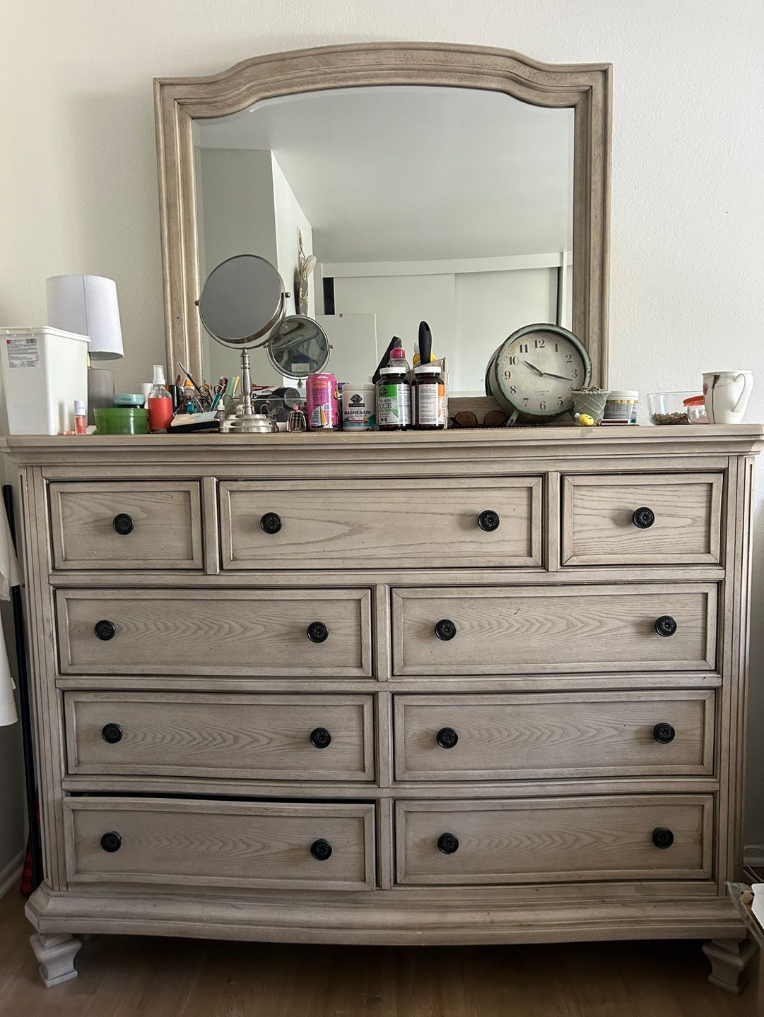 Dresser Plus Mirror