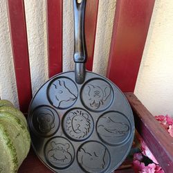 Nordic Ware Zoo Animals Pan