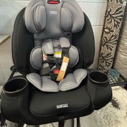 Britax Click tight Car seat 