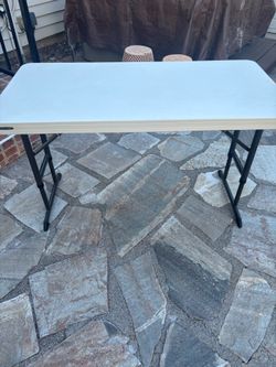 Adjustable Table