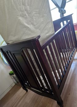 Crib And Mattress 