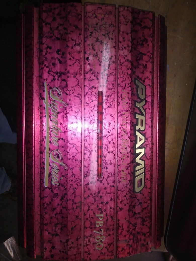Pyramid amp PB 780 Signature Series thousand watt