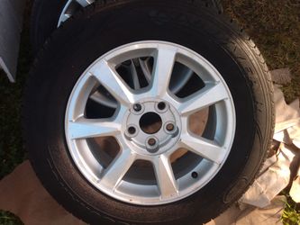 235/65r17 tire and rim