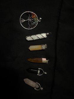 Crystal jewelry