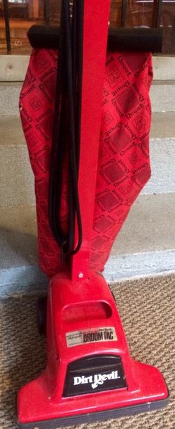 Royal Dirt Devil Broom Vac