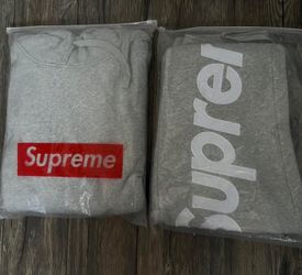 Supreme sweatsuit