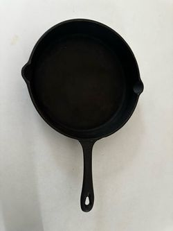 Cast Iron Skillet with Handle